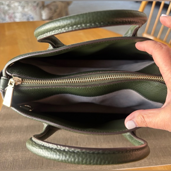 Kate Spade Purse - Picture 8 of 9